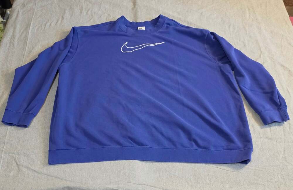 Nike Dri-FIT Crewneck Sweatshirt Mens 3X Purple Center Outline Swoosh Pullover